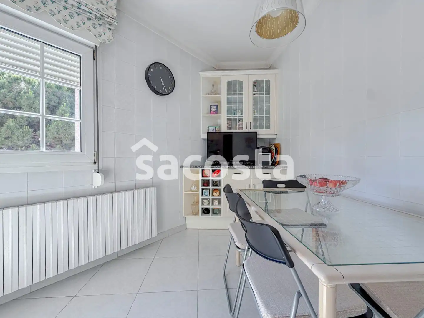 Cocina de Casa adosada en venta en Pineda de Mar con Aire acondicionado, Calefacción y Jardín privado