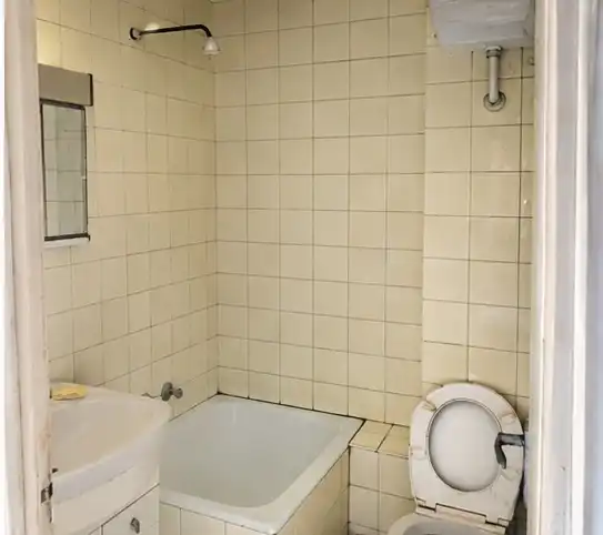 Bathroom of Flat for sale in Guadalajara  with Heating