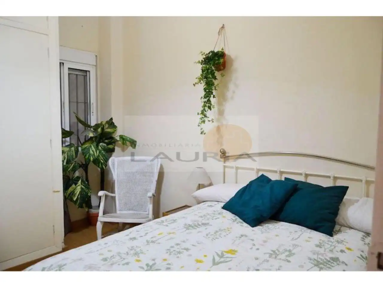 Schlafzimmer von Wohnung zur Miete in Valencia mit Heizung, Terrasse und Möbliert