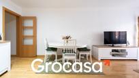 Dining room of Flat for sale in Mataró  with Heating, Parquet flooring and Oven