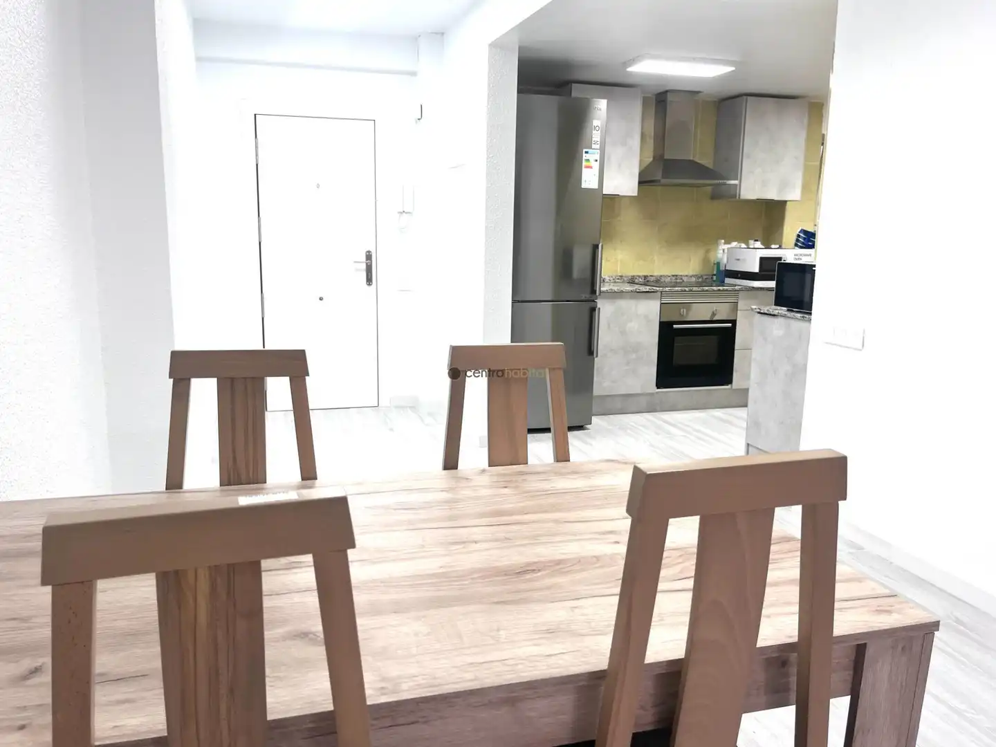 Comedor de Piso de alquiler en Elda con Balcón