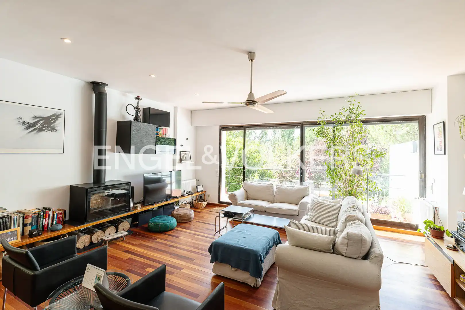 Living room of Detached homes for sale in Torrelodones  with Air Conditioner, Heating and Private garden