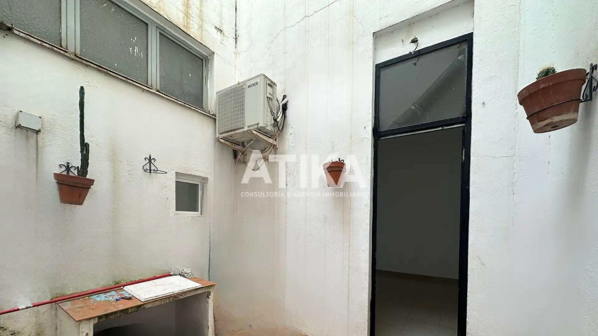 Business premises to rent in Sant Josep - Zona Hospital, imagen 12
