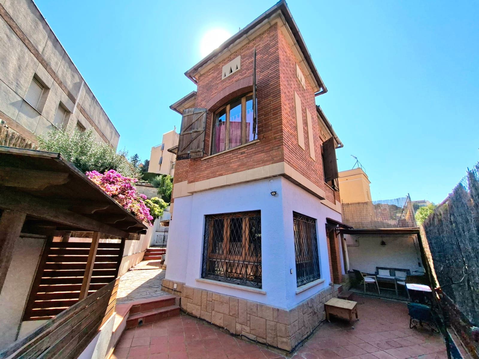 Exterior view of House or chalet to rent in  Barcelona Capital  with Air Conditioner, Heating and Parquet flooring