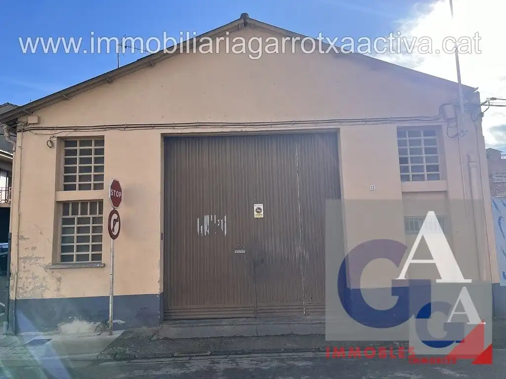Nau industrial en venda a Olot, imagen 2