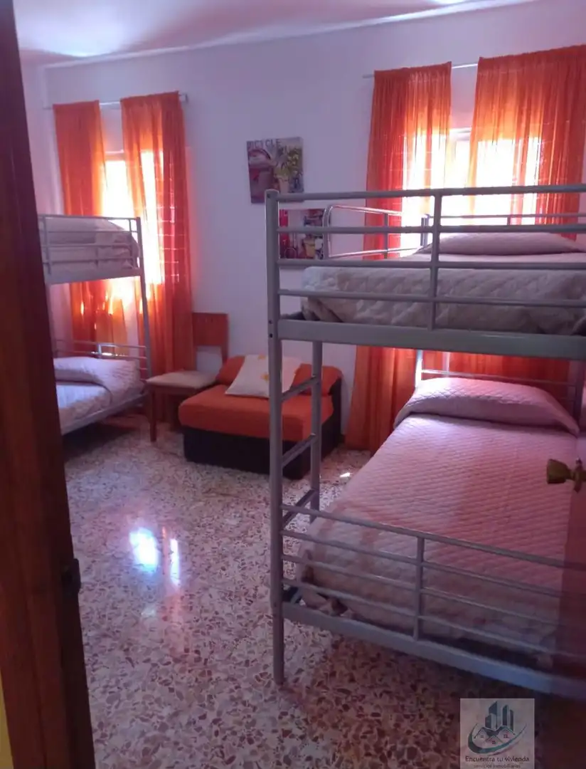 Dormitori de Casa o xalet en venda en Chiclana de la Frontera amb Piscina i Alarma