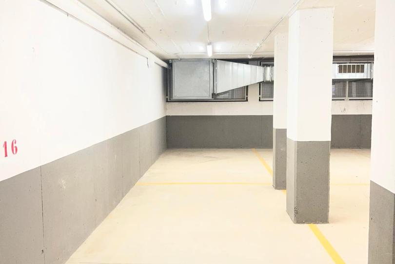 Foto 1 de Garatge en venda a Carrer de la República, 93, Sant Martí Sarroca, Barcelona