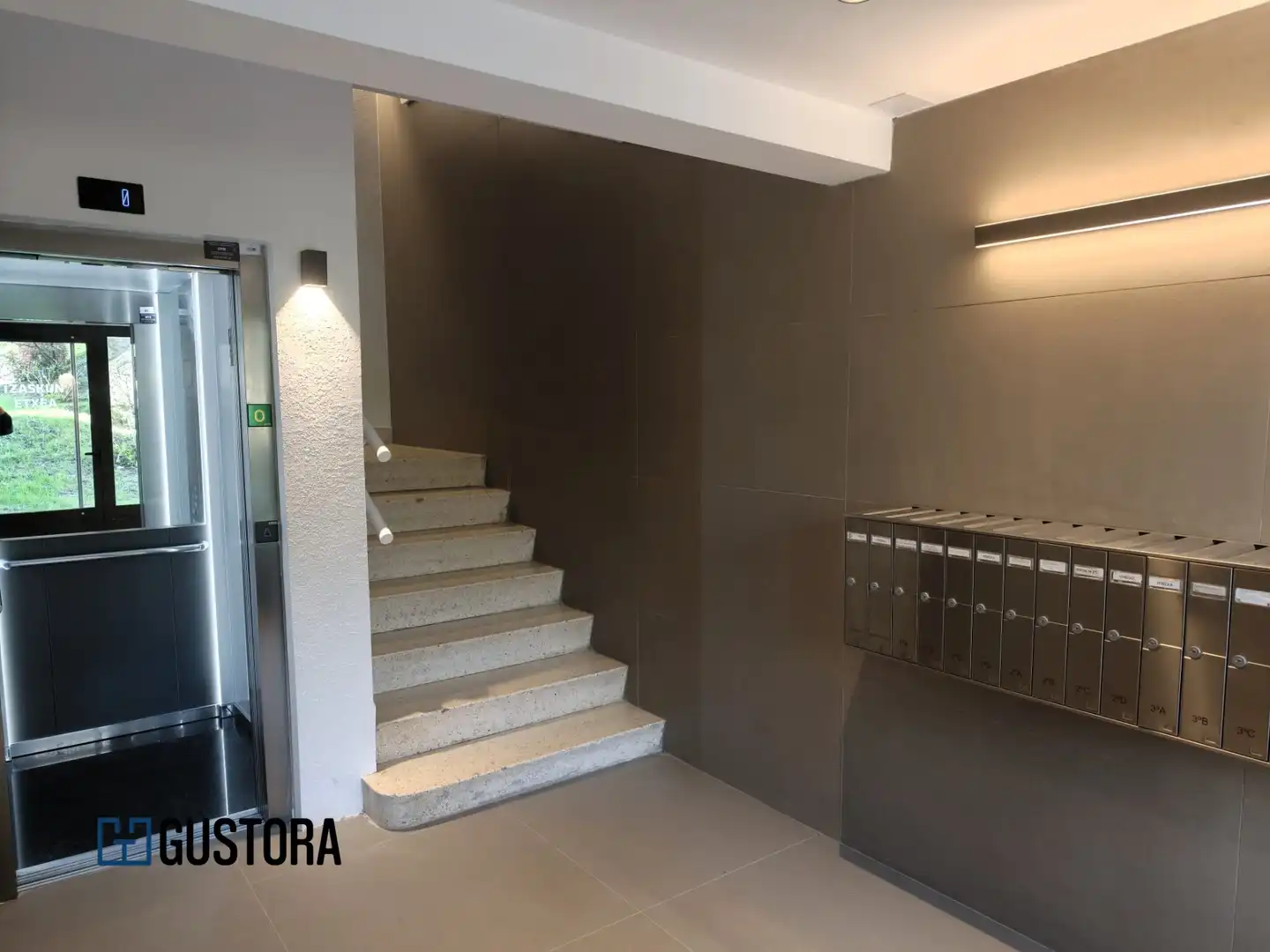 Piso en venta en Donostia - San Sebastián  con Calefacción, Terraza y Trastero