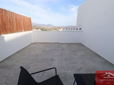 Duplex to rent in Coín