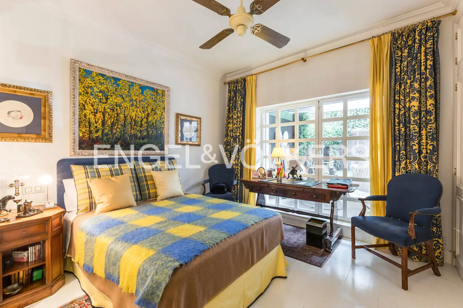 Bedroom of Flat for sale in Madrid  with Air Conditioner, Heating and Private garden
