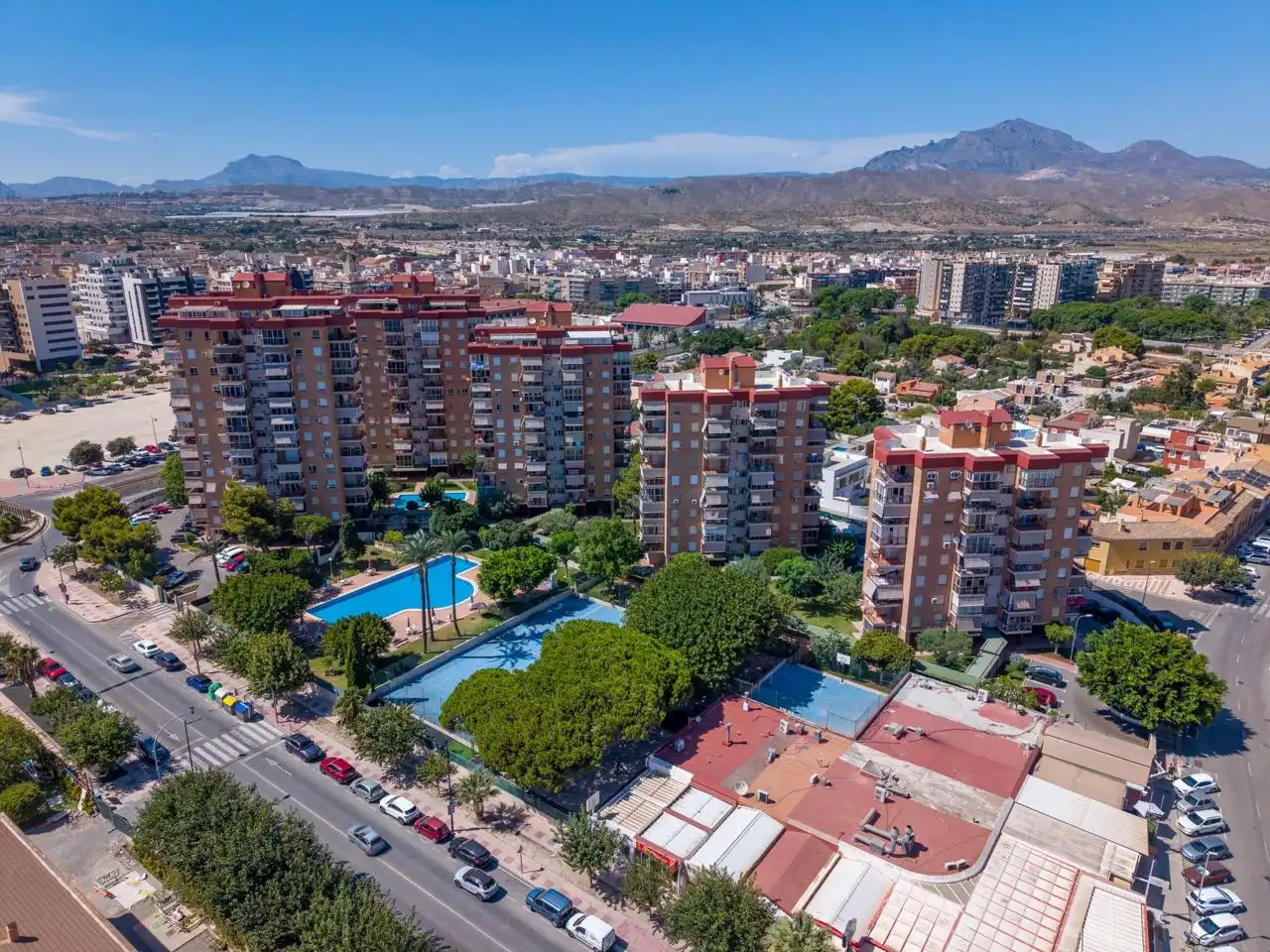 Vista exterior de Piso en venta en El Campello