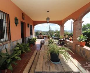 Terrassa de Casa o xalet en venda en Alhaurín El Grande amb Aire condicionat, Jardí privat i Terrassa