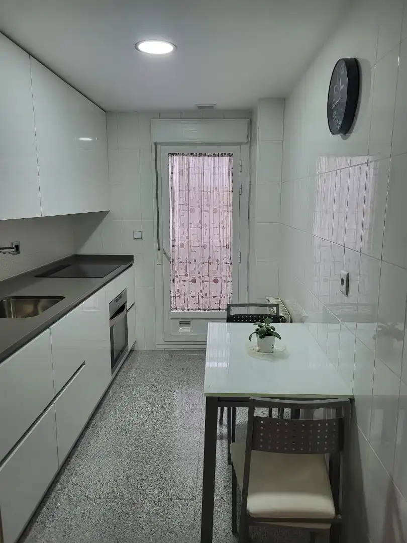 Apartments for rent in Calle Rosalía de Castro, Puerta de Toledo - Atalaya