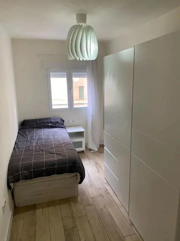 Apartament de lloguer a De Julio Aguirre, Almendrales