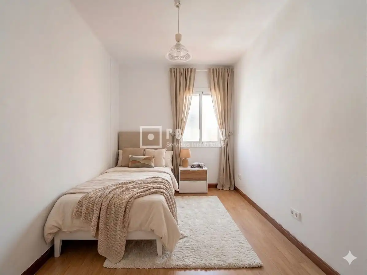 Habitación de Piso en venta en Paterna con Calefacción