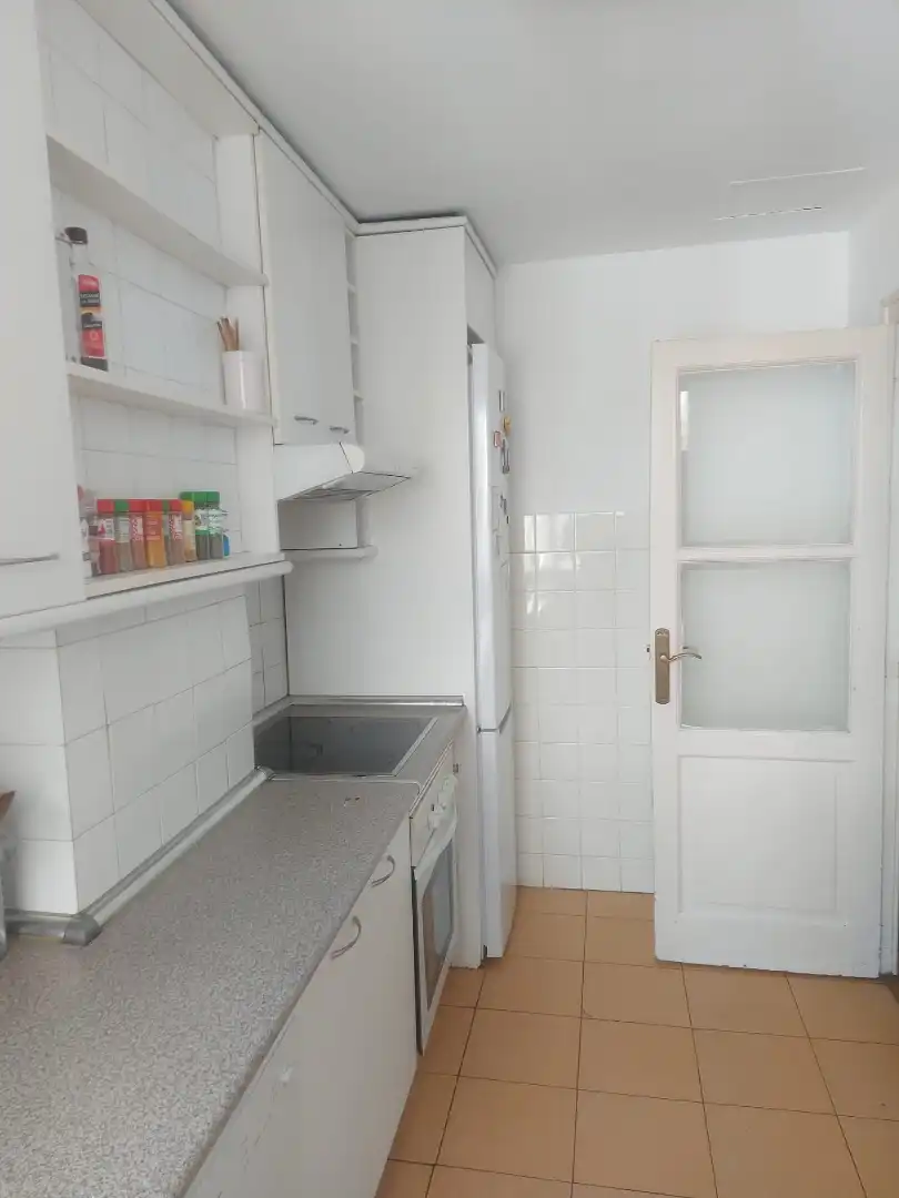 Küche von Wohnung zur Miete in Zaragoza mit Heizung, Möbliert und Ofen