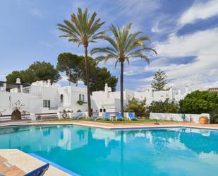 Piscina de Dúplex en venda en Marbella amb Terrassa i Balcó
