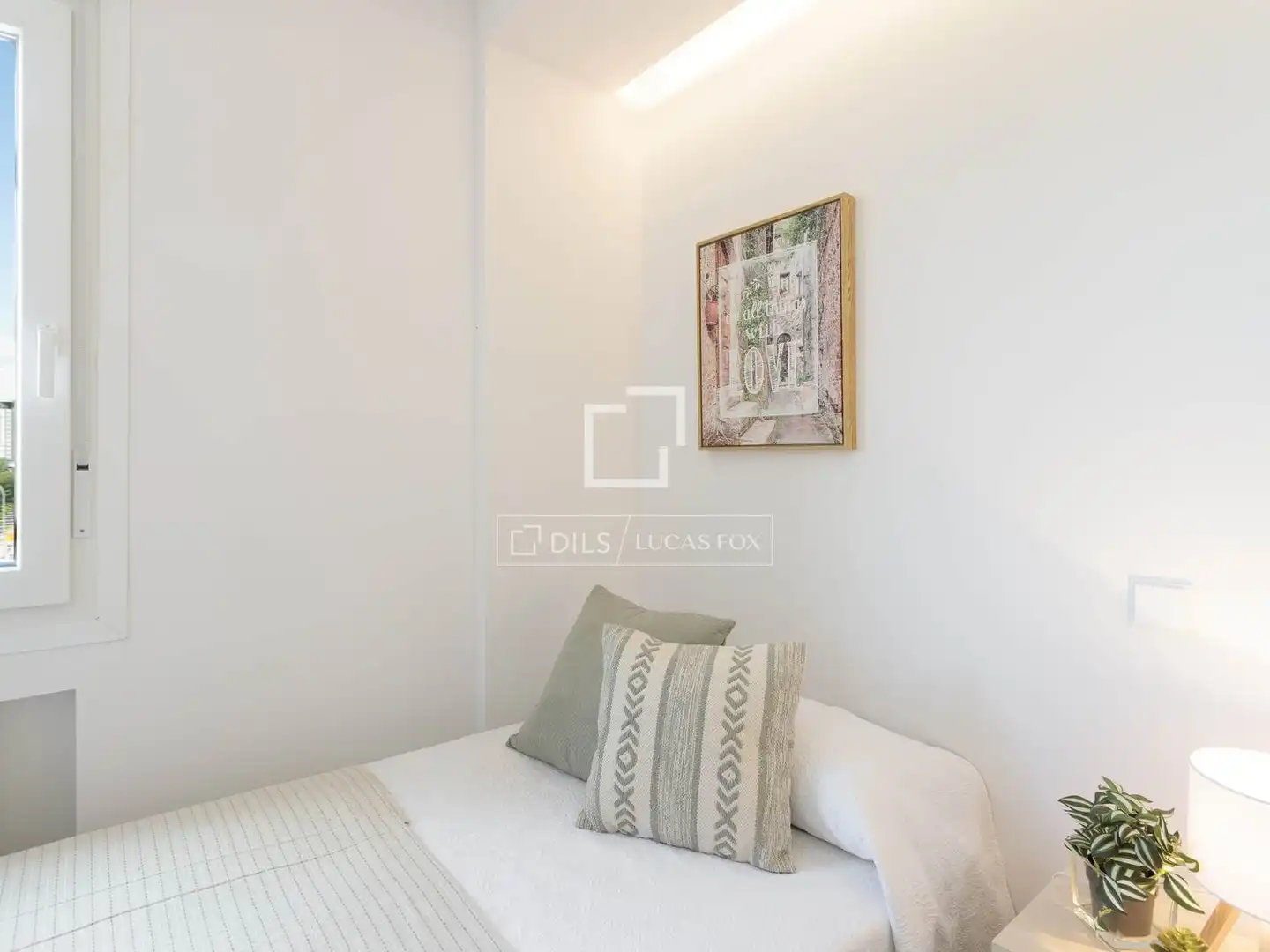Bedroom of Flat for rent in Madrid  with Air Conditioner and Furnished