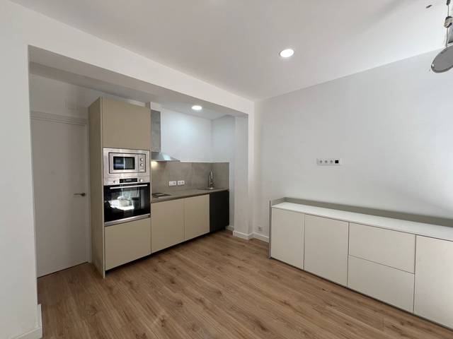 Local comercial en Venta en Carrer de Boada en La Prosperitat