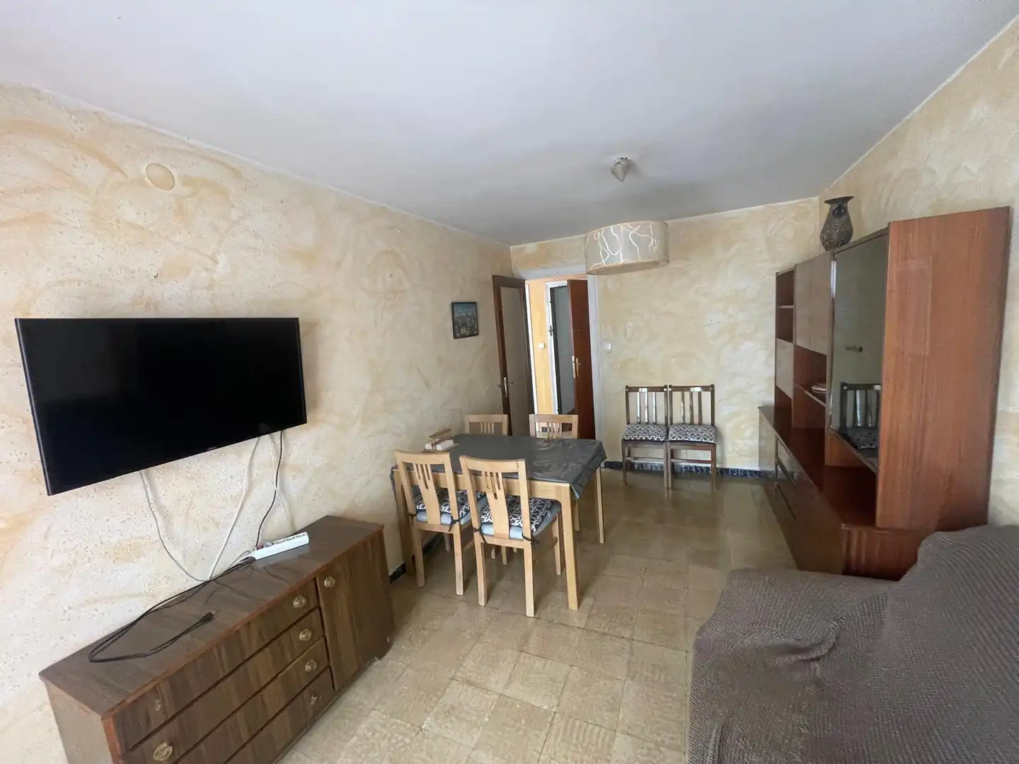 Sala de estar de Piso de alquiler en Tarragona con Aire acondicionado, Calefacción y Amueblado
