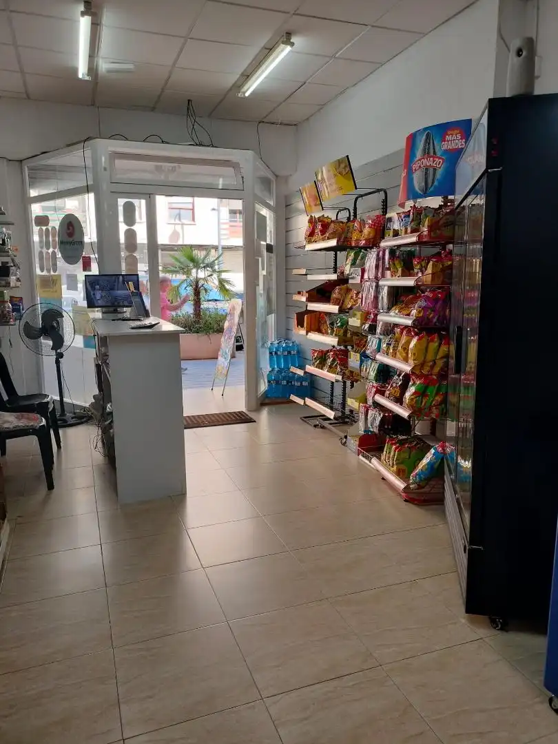 Locale commerciale in cessione a Quart de Poblet, imagen 4