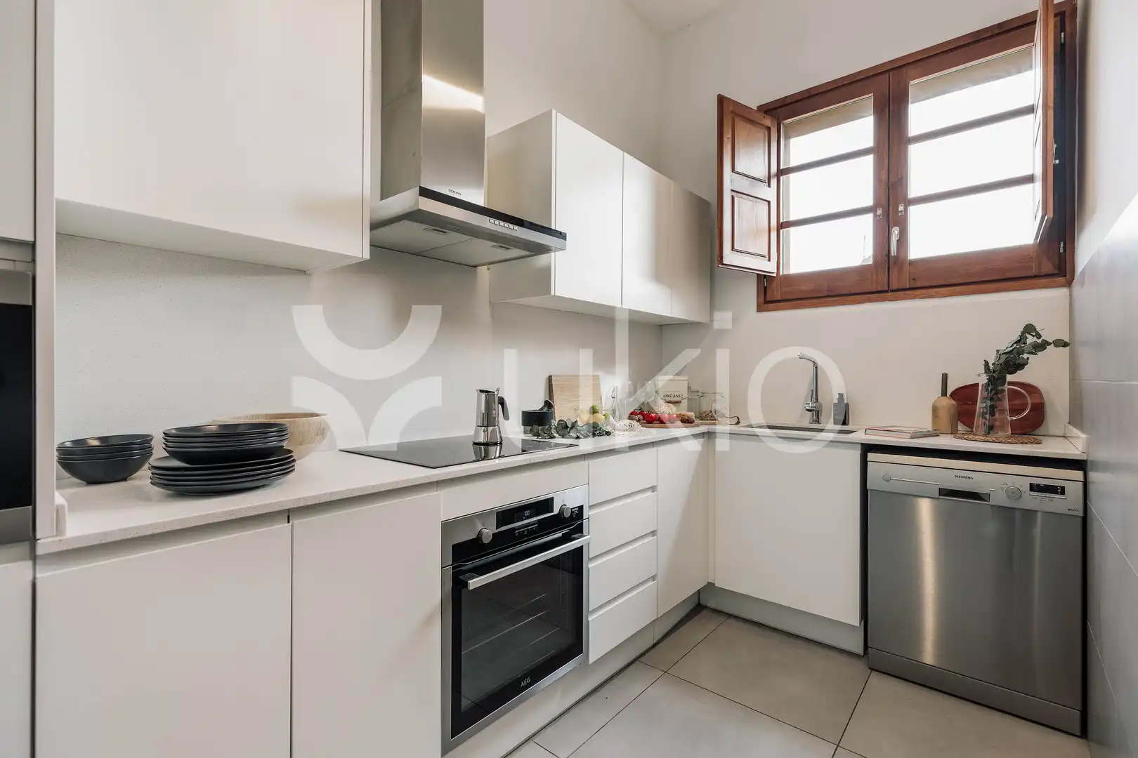 Cocina de Apartamento de alquiler en Barcelona con Aire acondicionado, Calefacción y Terraza