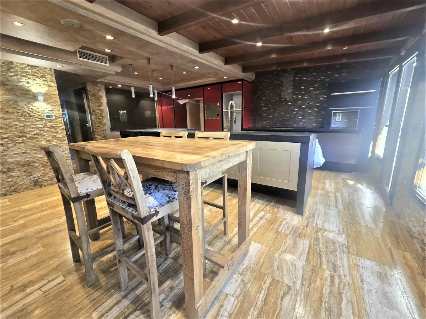 Cuina de Casa o xalet de lloguer en Málaga amb Aire condicionat, Jardí privat i Terrassa