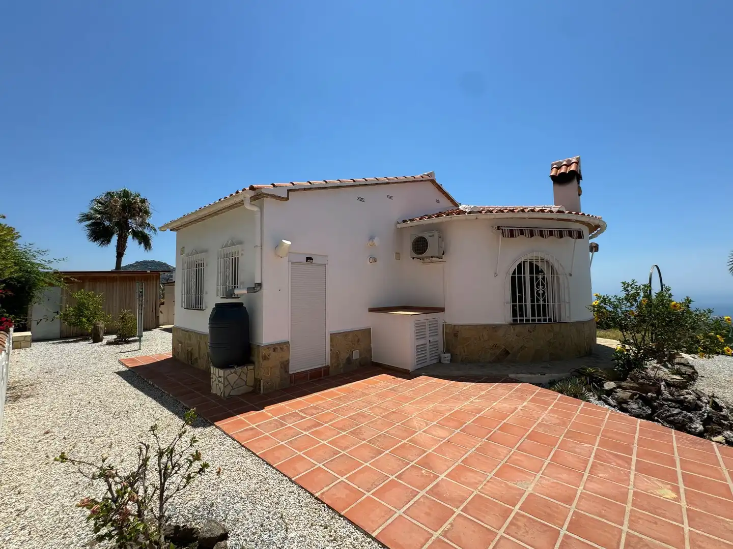 Vista exterior de Finca rústica en venda en Arenas amb Aire condicionat, Jardí privat i Terrassa