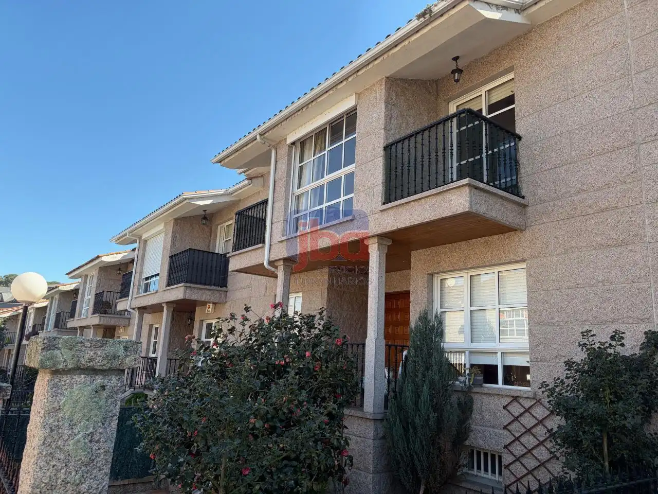 Exterior view of Houses for rent in Ourense Capital   with Heating, Private garden and Balcony
