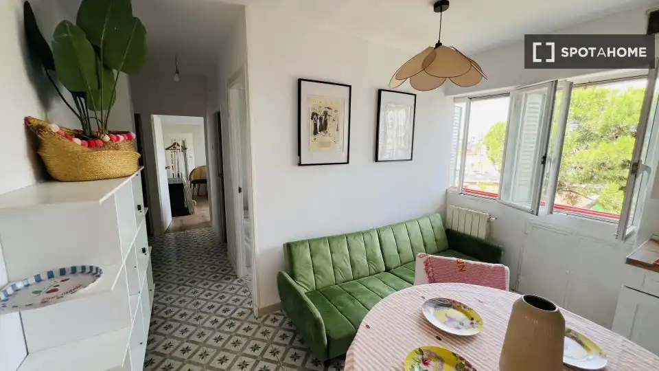 Dining room of Flat for rent in Madrid  with Air Conditioner, Heating and Furnished