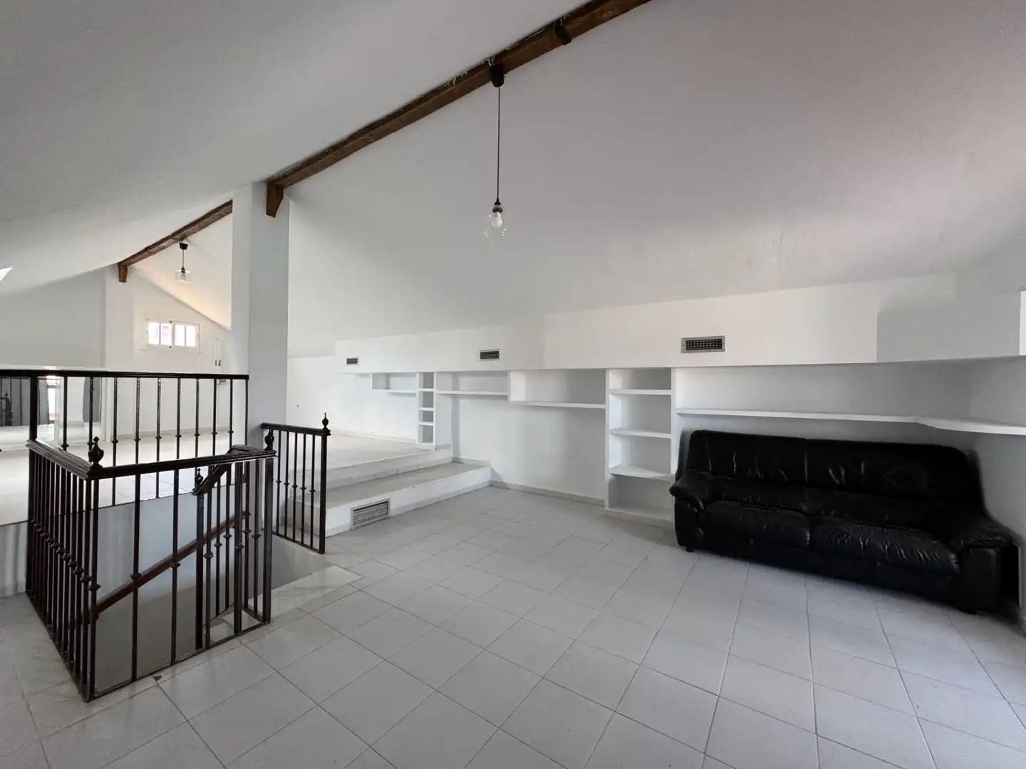 Sala de estar de Casa o chalet de alquiler en Espartinas con Aire acondicionado, Calefacción y Jardín privado