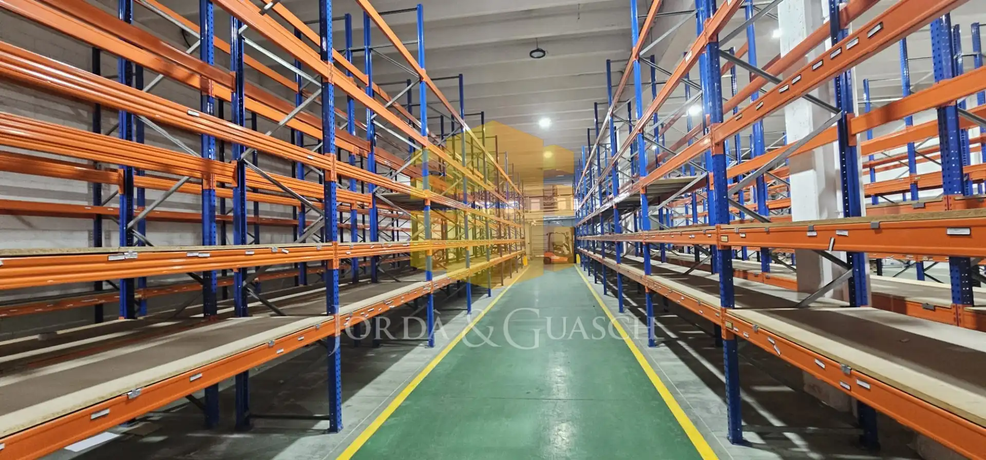 Industrial building with lift for sale in Carretera Corbera 1, imagen 2