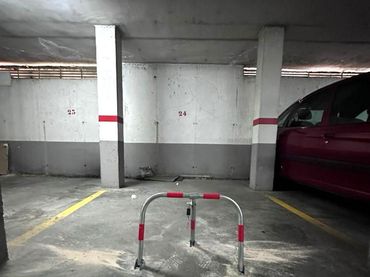 Einzelparkplatz zum Verkauf in Calle Hernán Cortés 236