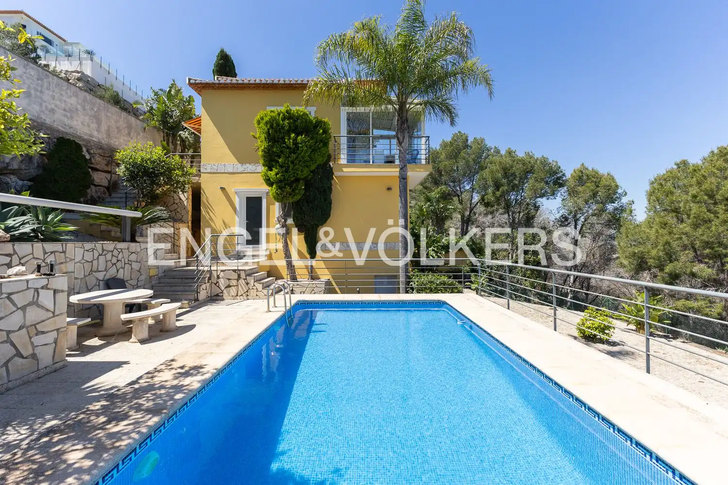 Vista exterior de Casa o chalet en venta en Dénia con Calefacción y Jardín privado