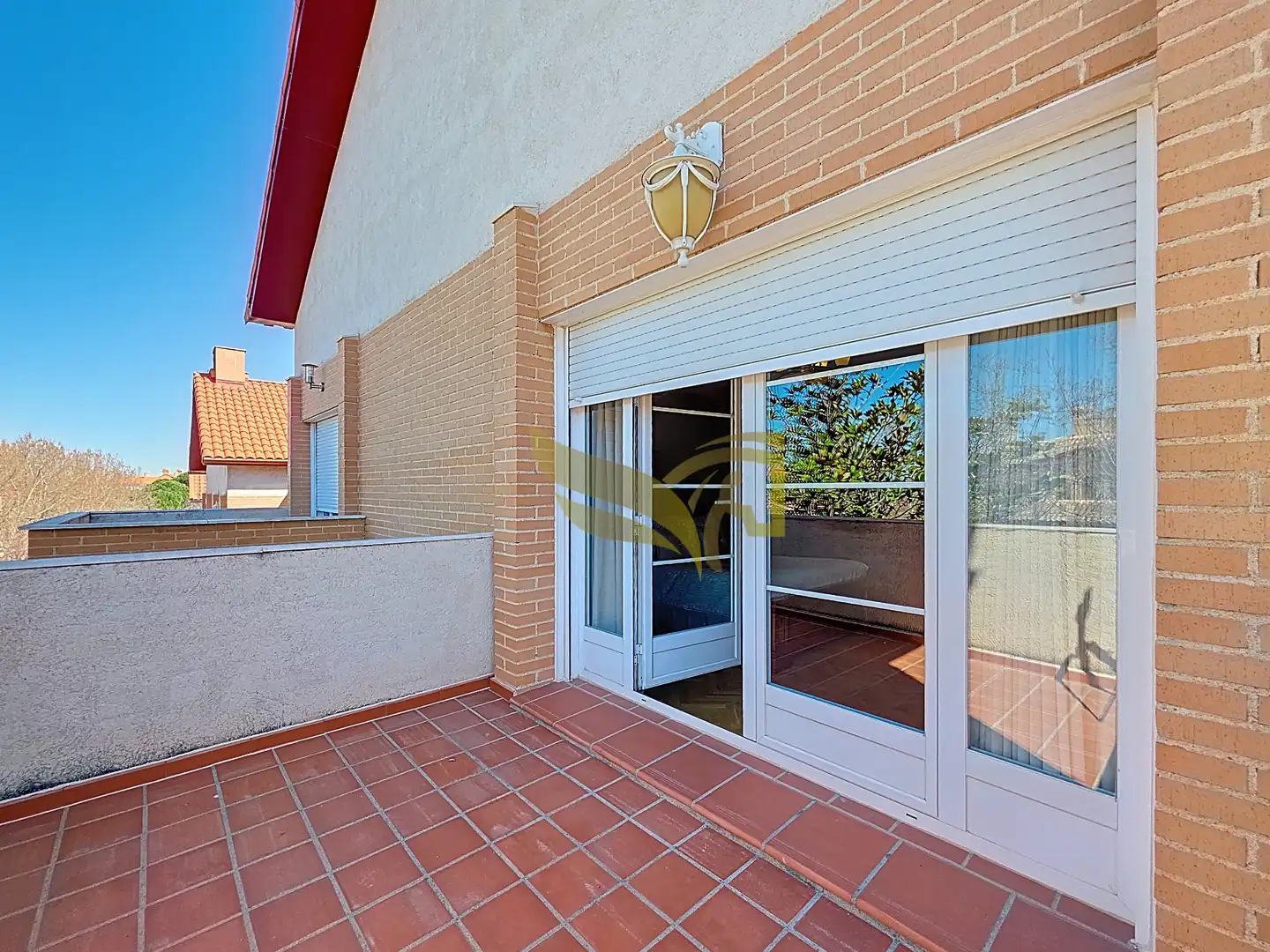 Vista exterior de Casa adosada en venta en Aranjuez con Aire acondicionado, Calefacción y Jardín privado