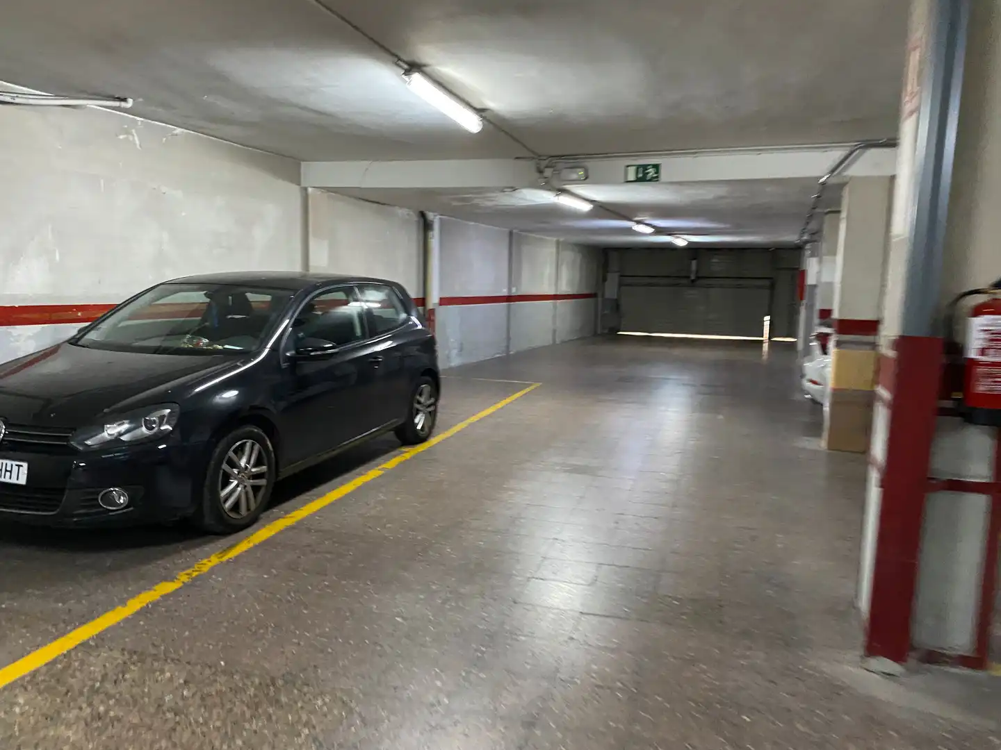 Garage zur Miete in N/A, -1, Barri del Centre