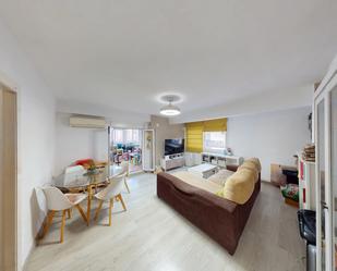 Sala d'estar de Àtic en venda en Alicante / Alacant amb Aire condicionat, Terrassa i Moblat