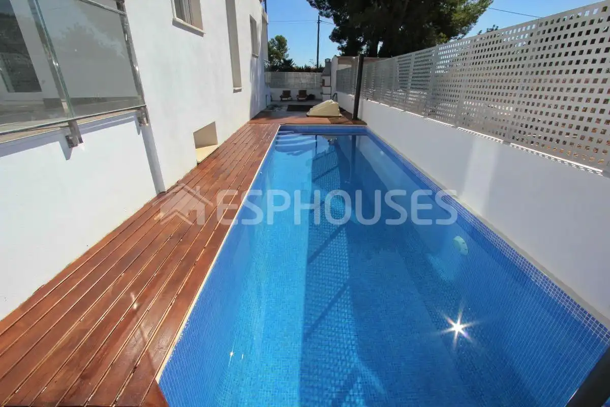 Casa con balcone in vendita a Coloma, imagen 4