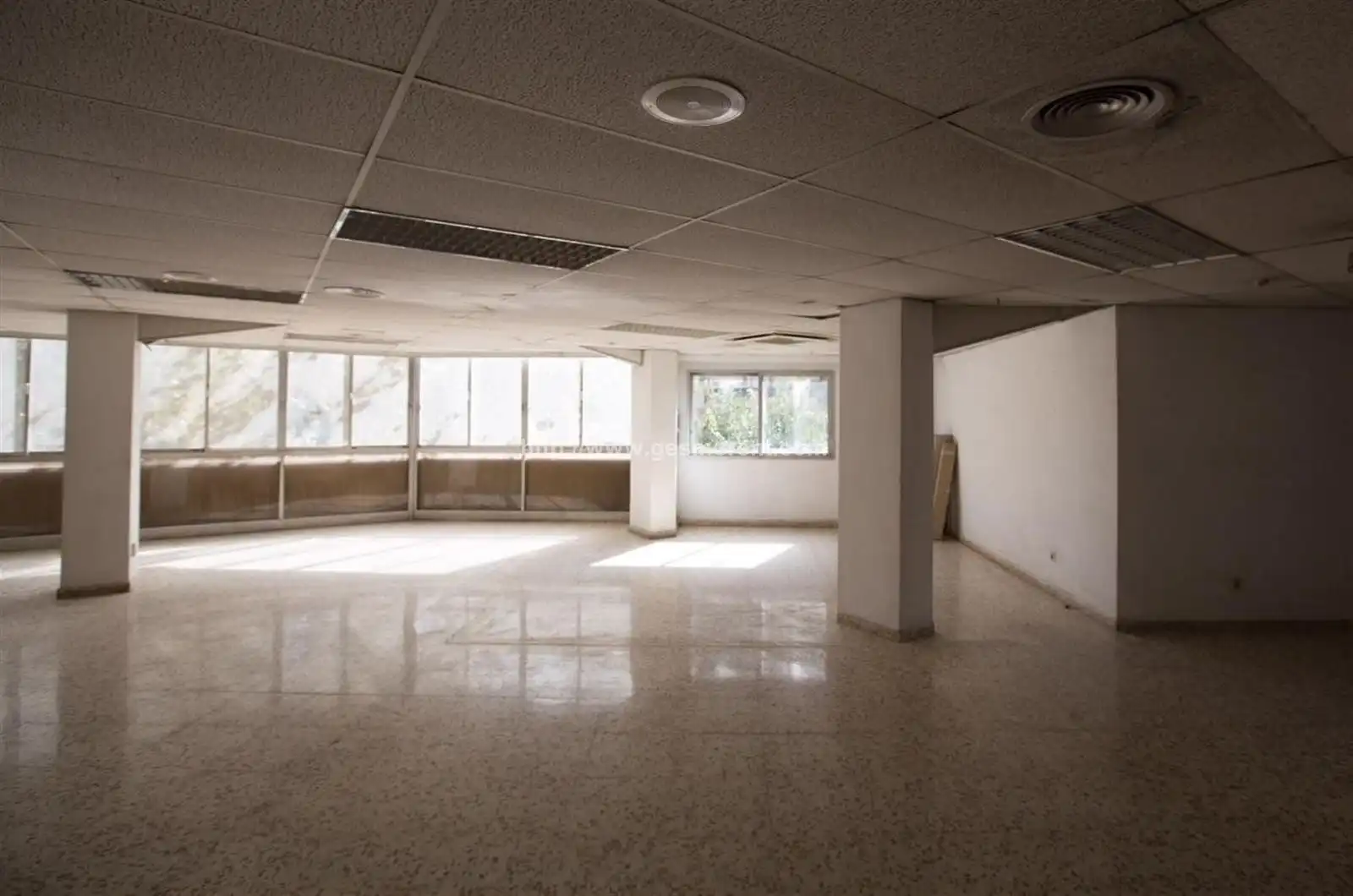 Oficina de alquiler en  Palma de Mallorca