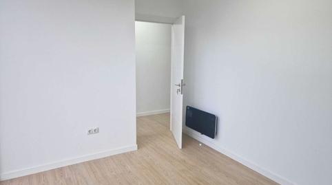 Foto 5 de Oficina de alquiler en Bertamirans, Ames