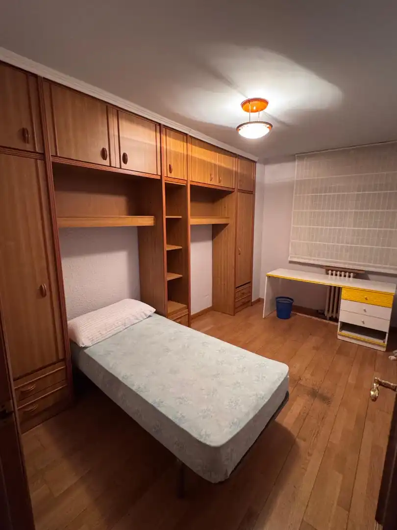 Bedroom of Flat for rent in Lleida  with Air Conditioner, Heating and Terrace