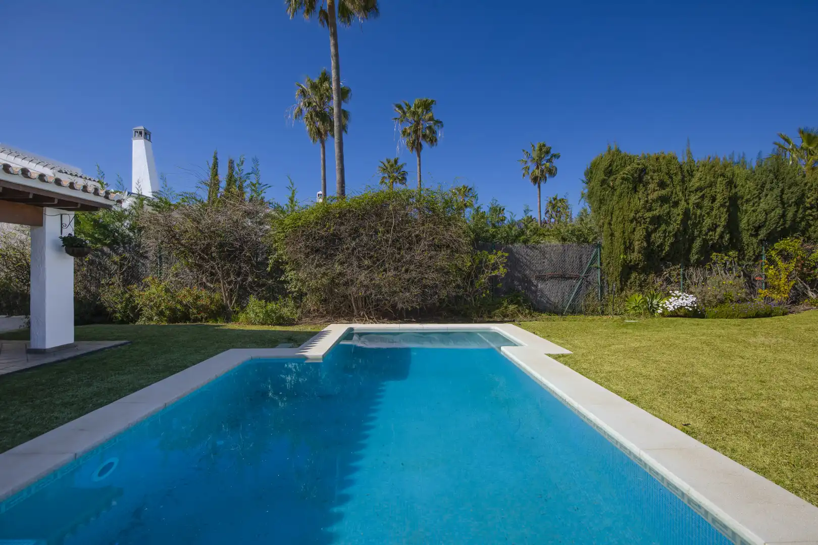 Garden of Houses for sale in Benahavís  with Air Conditioner, Heating and Private garden