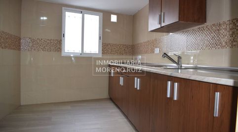 CASA CON PATIO Y COCHERA., Bild 4