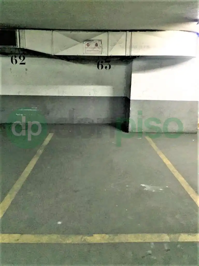 Parking de Garaje en venta en Madrid