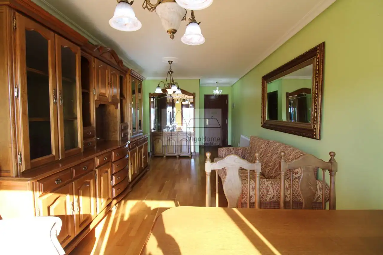 Dining room of Flat for rent in Vigo   with Heating, Storage room and Furnished