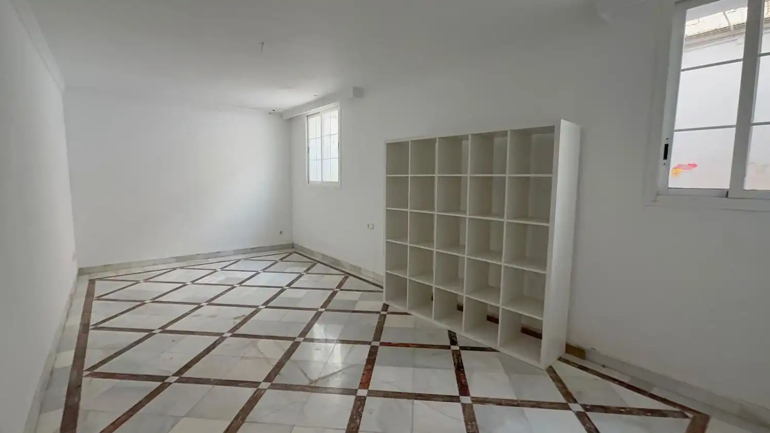 Dúplex en venta en Marbella con Calefacción, Terraza y Piscina comunitaria