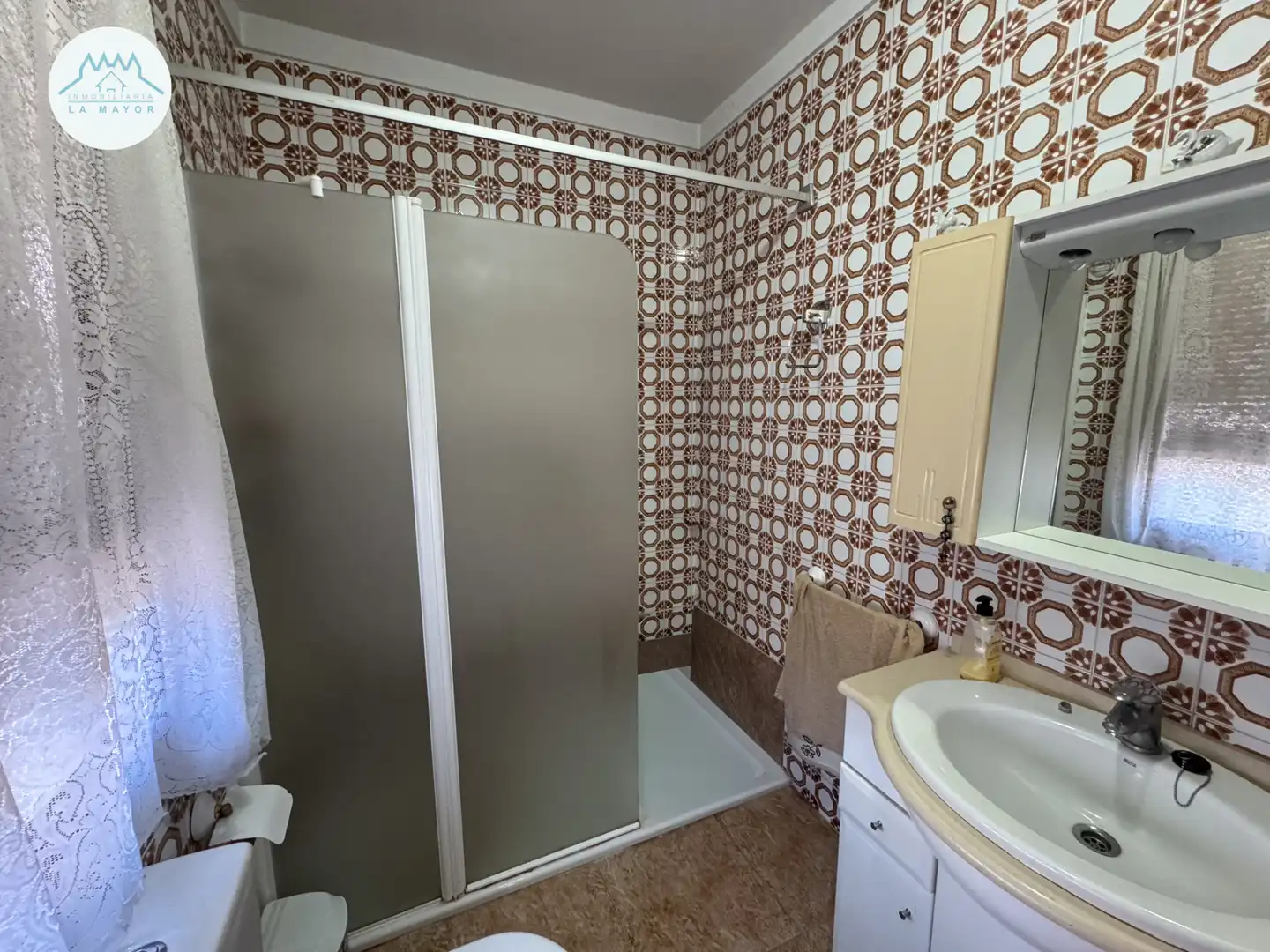 Bathroom of Houses for sale in Carrión de Calatrava  with Air Conditioner, Terrace and Furnished