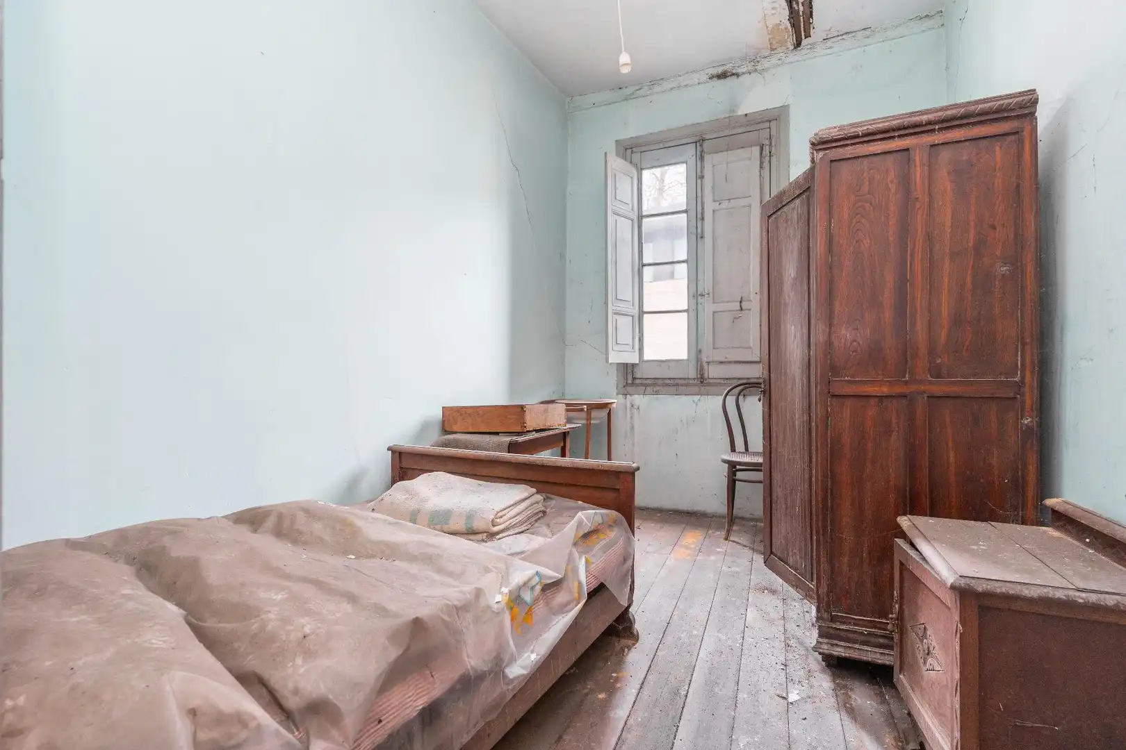 Bedroom of Houses for sale in Oviedo 