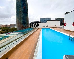 Swimming pool of Flat to rent in  Barcelona Capital  with Air Conditioner, Terrace and Swimming Pool