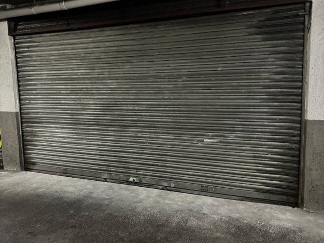 Garaje en Alquiler en Avenida Hermanos Menéndez Pidal, 4 en Llamaquique